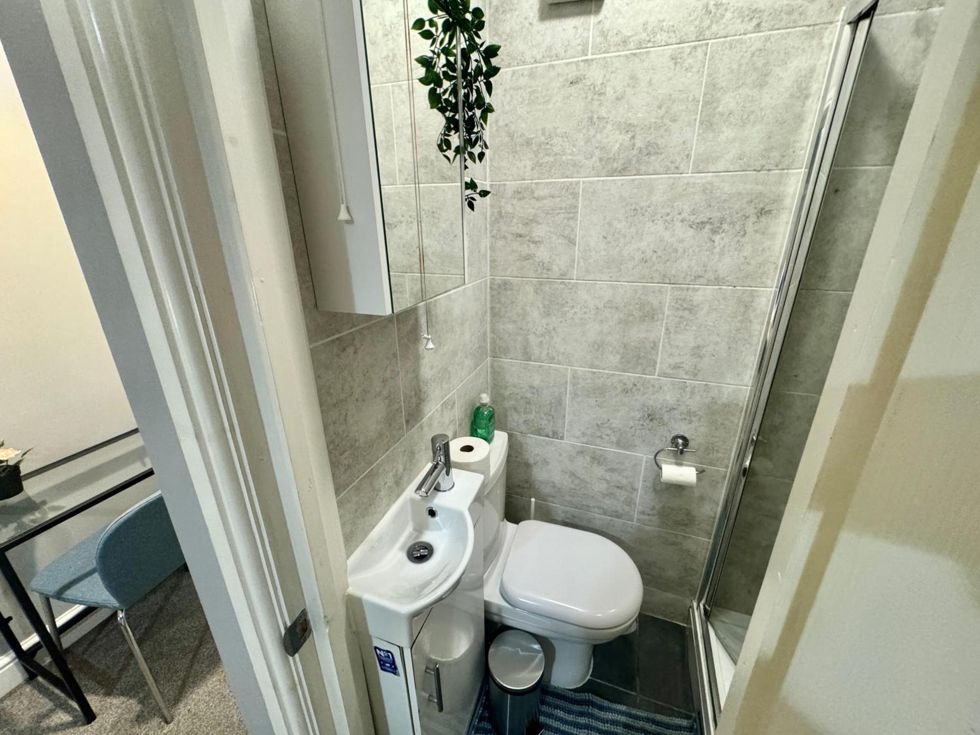 Modern En-Suite Rooms By Finsbury Park Station 8 Mins To King'S Cross By Tube Лондон Екстериор снимка